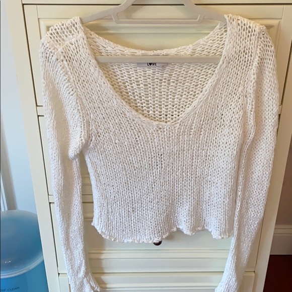 Falling Love Tops - Trendy Style Sweater Falling Love Slightly Cropped
